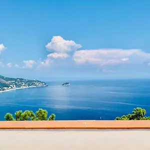 Terraces Noli